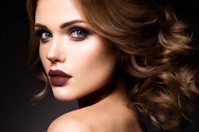 Thanksgiving Party Makeup Tips